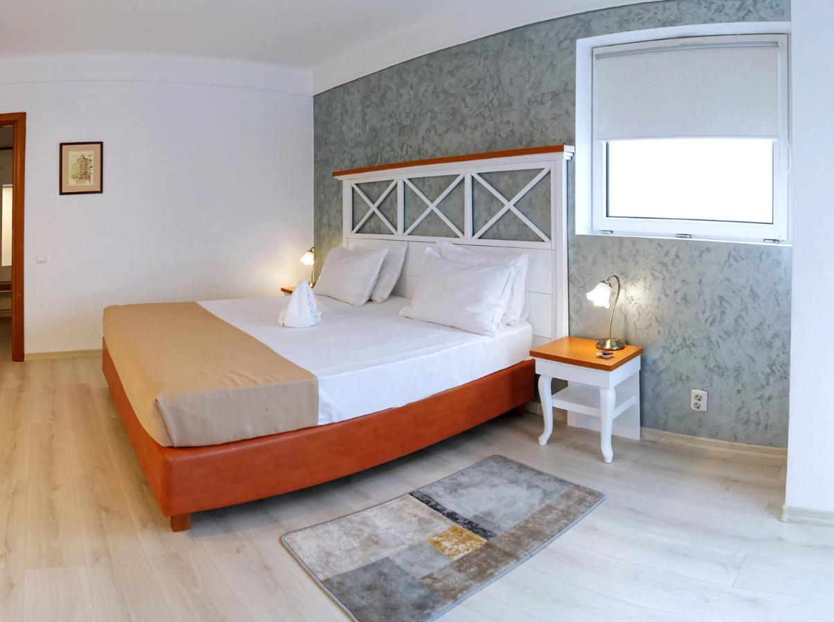 Hotel Albatros Mamaia Ngoại thất bức ảnh